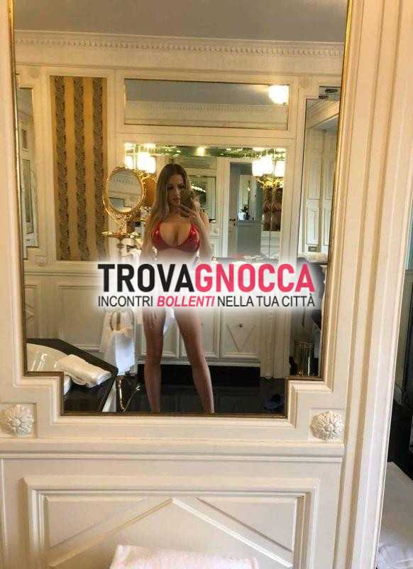 ultimo giorno larissa massage 💋pompno naturale preliminare ❣di passaggio non capita tutti giorni trovare 💋 sexy e simpatica me . porca sbo
