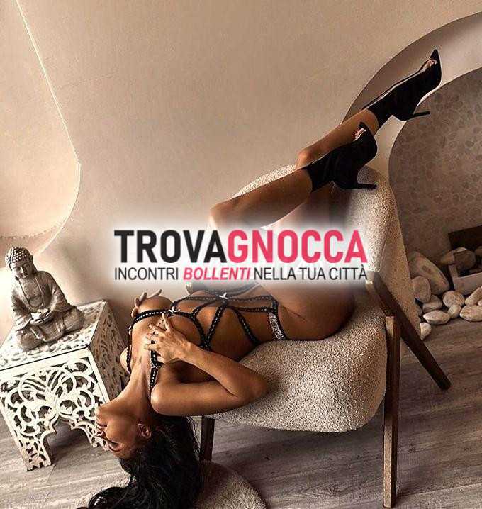 eivy ti aspetta 💞✨ se desideri un'esperienza unica e se sei uomo che apprezza cose fine .eccomi qui
