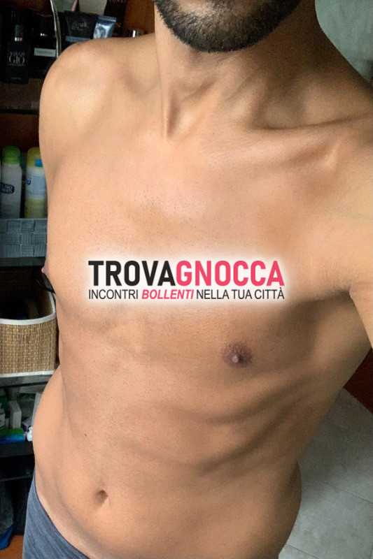 ragazzo etero italiano incontri ora coppie e passivi o trav