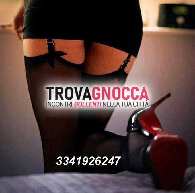 valeria e roberta due magnifiche milf sono pronte offrirti momenti puro piacere non lasciarti sfuggire l'opportunità conoscerle
