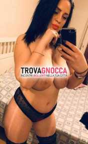 ciao ragazzi 💥💖 appena arrivata 🔥eccomi qui proprio mi vedi 🍒💋 foto 💯realiste 📵 😘💥tutto scoprire 💋 sono bella dolce e sempre sorridente 💥 💥😉 offro anche massaggi