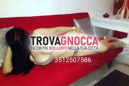 π carpi - - - bellissima milf completissima amante lato b π carpi - - - bellissima milf completissima amante lato b