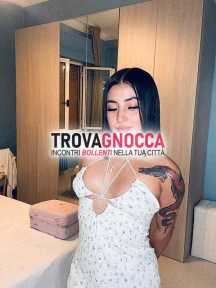 ciao 🌹sono sara 💦una giovane provocante pronta stimolare tuoi sensi 🇨🇴e vivere momenti pura passione insieme te 👅 sono piccola e irresistibile proprio foto. 🌹non perdere tempo