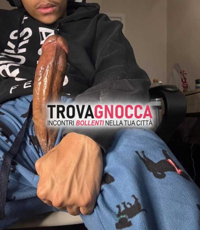 ciao sono black dotato sono solo attivo cerco passivo cerco fino 13h chiedo ros non ospito solo motel o hotel