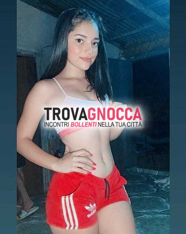 piccola bella ☀️magrolina👙con seno davvero bellissimo e naturale ⭐️😋 eccellente realizzare bocconi venuta tette miei piedi ❤️‍🔥ti attendono ambiente riservato.