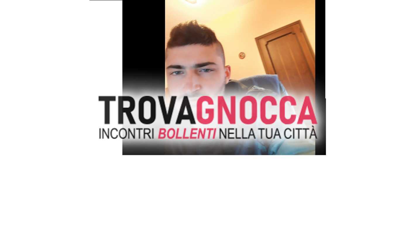 ragazzo etero si fa leccare piedi fabrianochiedo rose