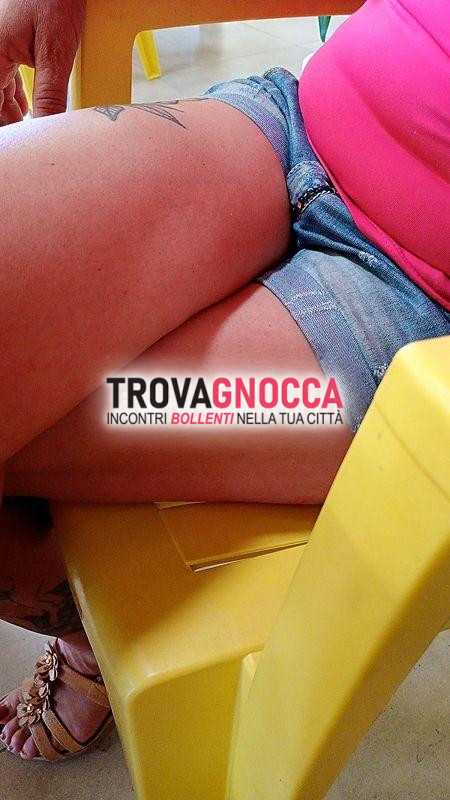 cornuto passivo moglie troia ospita attivi momenti passionali casale monferrato