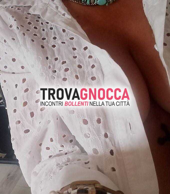 morettina formosa accoglie uomo raffinato e generoso incontro speciale.