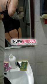 trav femmina passiva fighetta anale