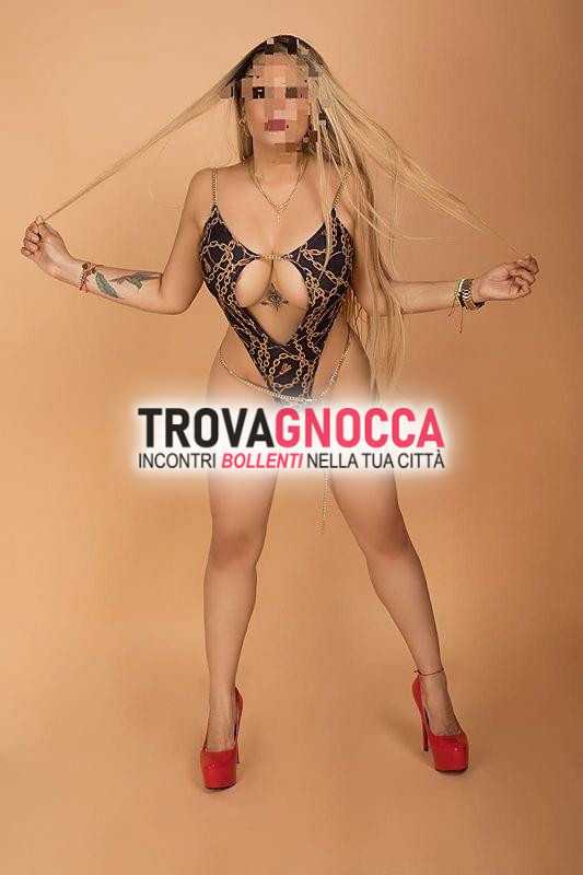 👑👑👑bruna👑👑👑 
sovrana 🍌🍌🍌 💋💋💋affascinante bionda💋💋💋 passionale e molto seducente