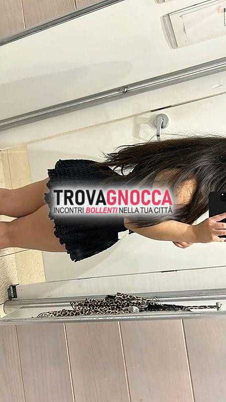 💋nuova porcellina scoprire appena arrivata👄