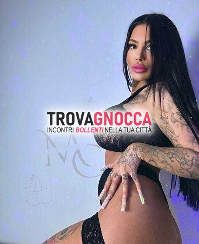 😍😍😍🍓 sono appena arrivata campobasso e raggiungo tutte vostre fantasie compagnia mica 22 anni novita' assoluta 🍓