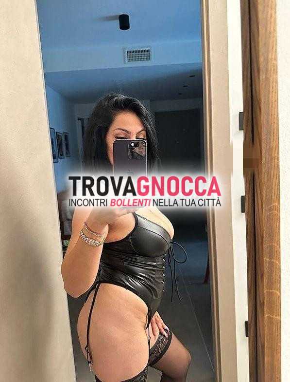 porcona napoletana. freschissima .preliminari sogno e sesso senza frontei chiamami un'esperienza indimenticabile 🔥😈