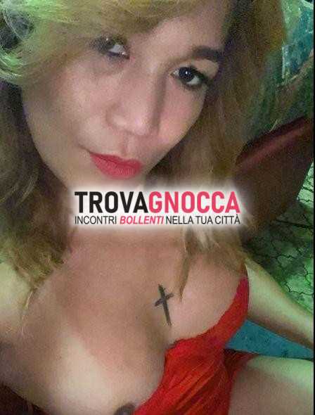 filippina kim pronta soddisfare tutte tue fantasie