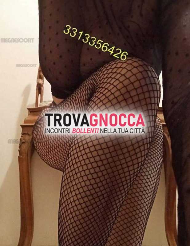 per pochi giorni bella matura vogliosa. mi piace anche nel culo. giochi erotici pioggia dorata strap-on.