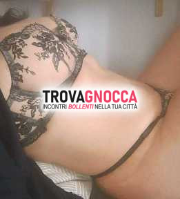 sposata e molto sensualmente focosa sposata e molto sensualmente focosa