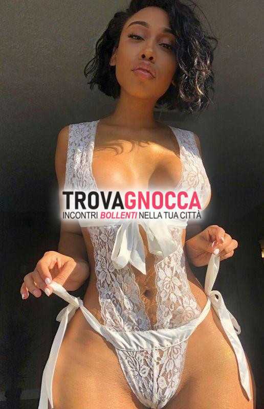 a. trani 👄💄appena arrivata porcellina super completa 🍓 pronta momenti puro piacere 💯 reale preliminari naturali e vagina che vi farÀ leccare
