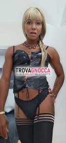 transsexual brasiliana passione seduzione e divertimento un'esperienza unica