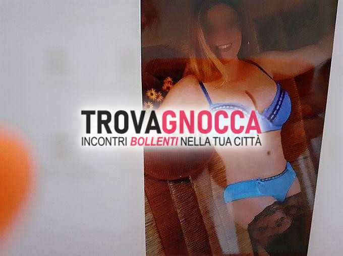 italiana mediterranea rilassati e goditi momento passione sotto sole