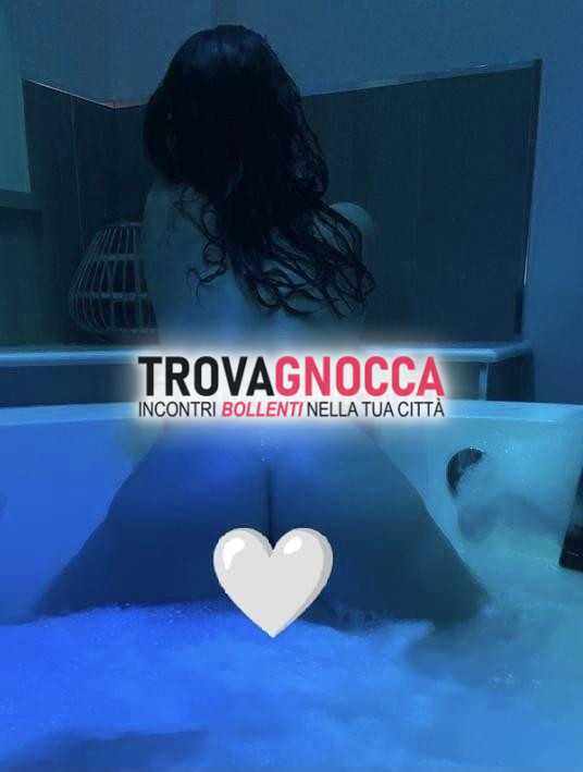 mi chiamo jessica dove sensualità ed eleganza si uniscono offrire compagnia raffinata e indimenticabile. sono disponibile incontri riservati e momenti speciali