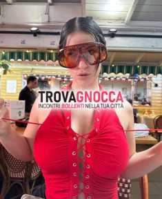gola profonda estrema inclusa gola profonda estrema inclusa