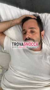 uomo naturale dolce e ben dotato mette disposizione sua intensa mascolinità appagare voglie delle donne mezza età.