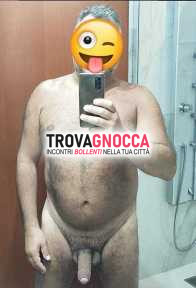 maturo cerca giovane e piacente donna un'amicizia o anche delle pulizie