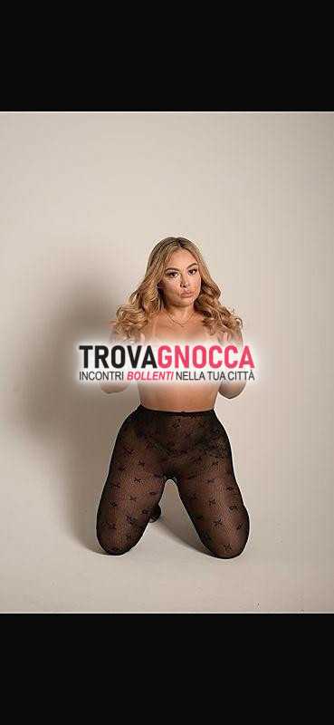 karina vera porca🥳 ragazza latina giovane🍒 offre momenti intensi boca e vagina diverse posizioni💜. lato b include regalino piu 🍑. preliminari urlo È bravissima ciucciare