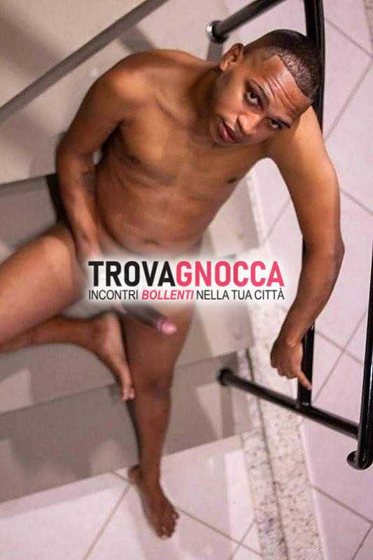 brunico niky. sempre estremamente disponibile uomini coppie e donne sono appena arrivato città e resterò solo pochi giorni. sono qui rendere ogni momento speciale e sorprendente