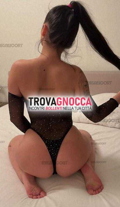 assoluta disponibilitÀ qualunque ora❤️ vieni farmi visita non te ne pentirai ospito🏠 e raggiungo🏠🏨 dove desideri 2424