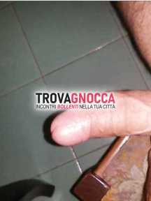cki vuole suckiare mio cazzo c'è ragazza interessata