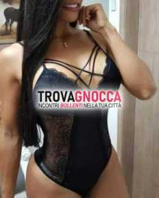 new entry ad ariano irpino - evelin vera fuoriclasse letto oltrettutto molto bella coinvolgente e trasgressiva. vedi foto