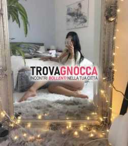 new entry ad ariano irpino - evelin vera fuoriclasse letto oltrettutto molto bella coinvolgente e trasgressiva. vedi foto
