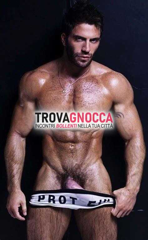 muscoloso e potente 💪💪🦍💯🦍 sono disponibile soddisfare tutte vostre fantasie più segrete. 188 cm altezza e oltre 100 kg puro muscolo nel letto mi trasformerò esattamente desideri pronto farti vivere esperienze indimenticabili 🐖🐷💯💪🦍.