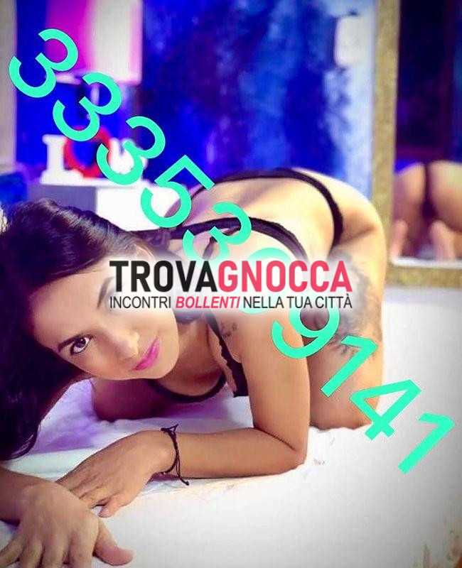 salerno💘💘prima esperienza💘💘 
decisamente accaldata 
💯foto autentiche 💯 vieni porta tue foto e fai controllino