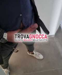 affascinante singolo cerca coppia lui cuck incontro avvincente e indimenticabile.