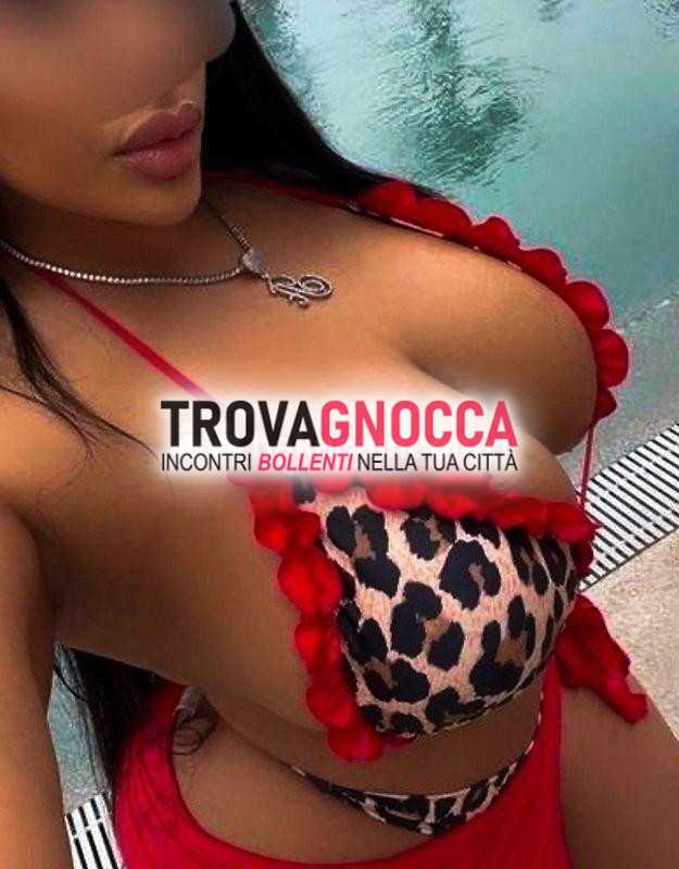 a monopoli 😍💋💋👠👙 bellissima massaggiatrice sesso indimenticabile sono rientrata carica e piÙ che mai 💋👠👙 mora culo favola 😍