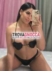 la nuova ragazza è appena arrivata pronta scaldare l'atmosfera sua intensa passione 🔥😈.