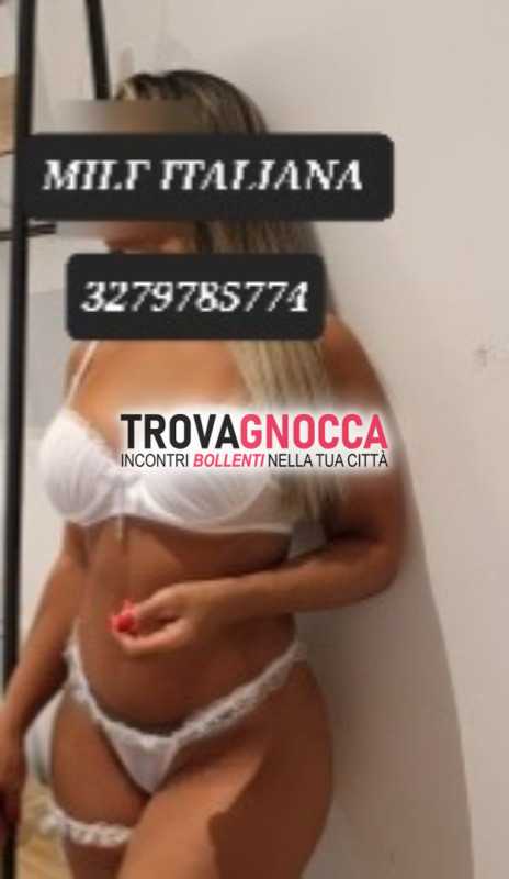 pompino scoperto ingoio milf italiana completa