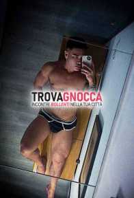 new new bellissimo modello dotato e porco ti aspetta 🔥 vieni godere vuoi🔥
