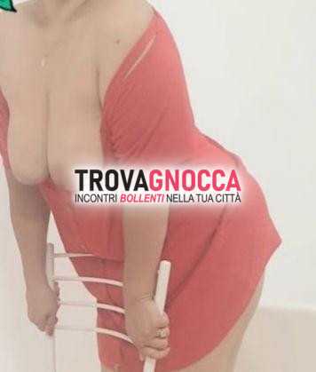 anna appena tornata bella bulgara tutta completa latto b naturale