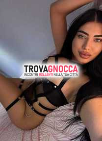 app assolutamente disponibile emma 24 anni 😘🍒💯💃 raggiungo sempre qualsiasi ora 2424❤️❤️aperto anche feste…😘