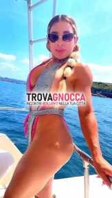 💥 nuova arrivata troia bionda esotica 😈 tentazione piccante che porta passione e vagina bagnata 🔥 emozioni esplosive e momenti affondati nella malizia 🛏🔥🎉