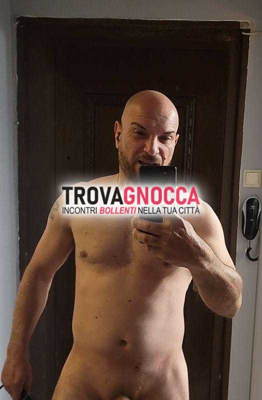 desideri po' compagnia sei pronto incontro sesso appassionato