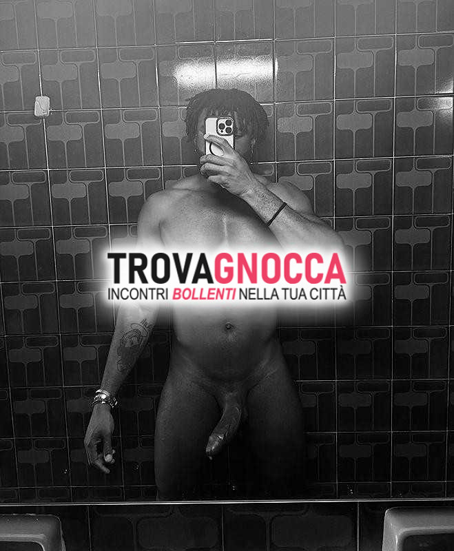 stallone africano pronto riscaldare tue nottate