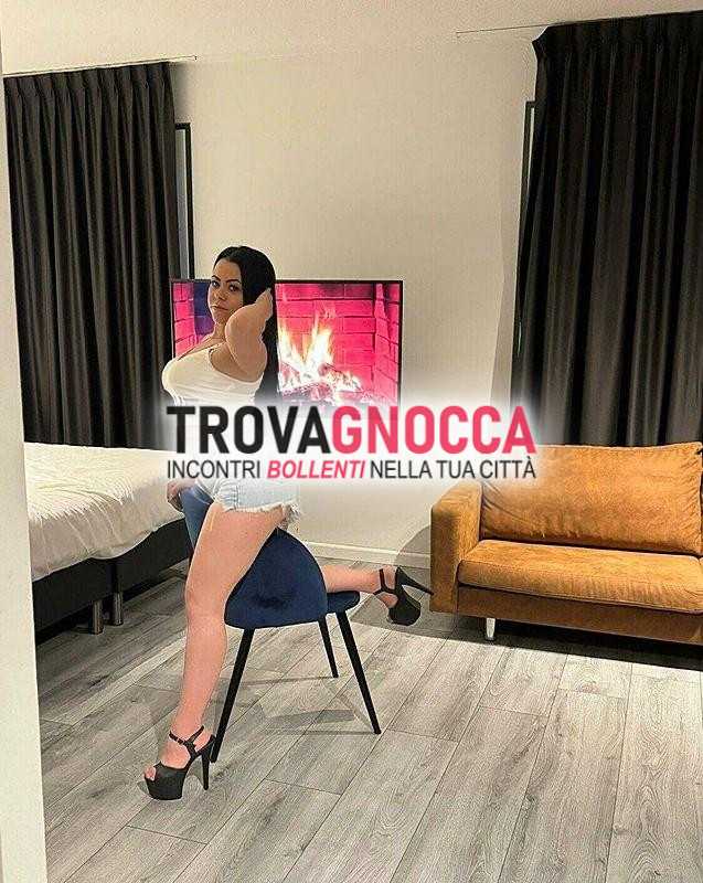 appena giunta fantastica colombina pronta riscaldare tua notte 🔥🔥🔥