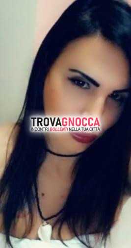 appena arrivata caserta centro 🔥 porcellina sensuale calda e femminile pronta stupire tutti. sono regina massagio e ti offro un'esperienza porca che non dimenticherai ♥️ preparati godere