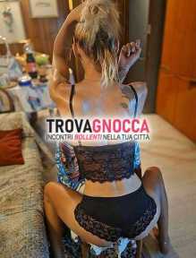 laura 30 anni È mistress romena che accoglie solo gente italiana ❤️❤️. no stranieri È completa interessati offre esperienze uniche pioggia dorata e piedini 💋💋. solo raggiungibile laura 30 anni È mistress romena che accoglie solo gente italiana ❤️❤️. no stranieri È completa interessati offre esperienze uniche pioggia dorata e piedini 💋💋. solo raggiungibile