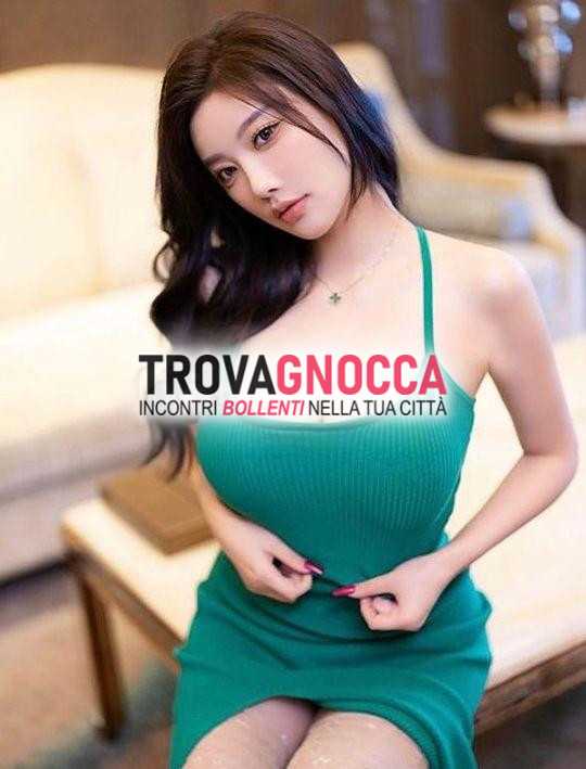 🔥🔥 massaggi orientali non perdere 💥unisciti lina gianna e giulia🎀 scopri l'esperienza 2 4 o addirittura 6 mani……