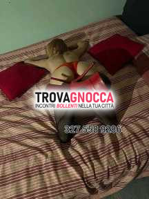 sandra milf casalinga __ calze rete e tacchi bocchino lento abbinato massaggio rilassante scopami pecora - finale felice. sandra milf casalinga __ calze rete e tacchi bocchino lento abbinato massaggio rilassante scopami pecora - finale felice.